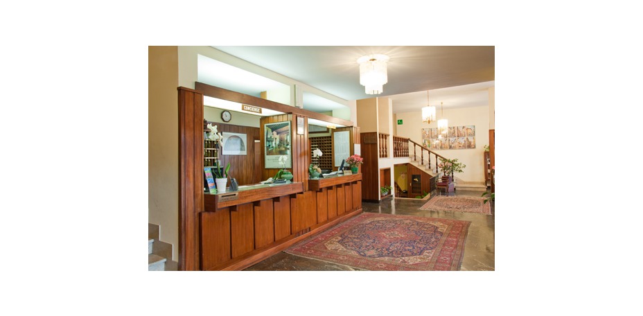 Hotel Columbus - 