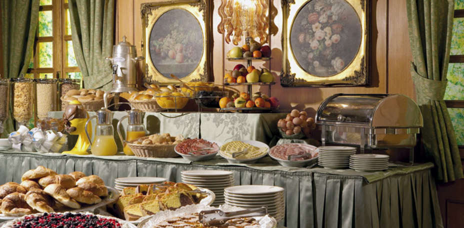 Grand Hotel Beverly Hills - Salle de petit déjeuner