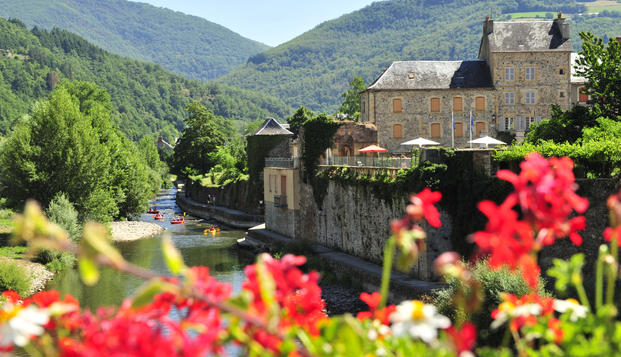 hotel Le château RicardSaint-Geniez-d'Olt