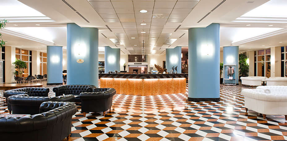 Montresor Hotel Tower - 