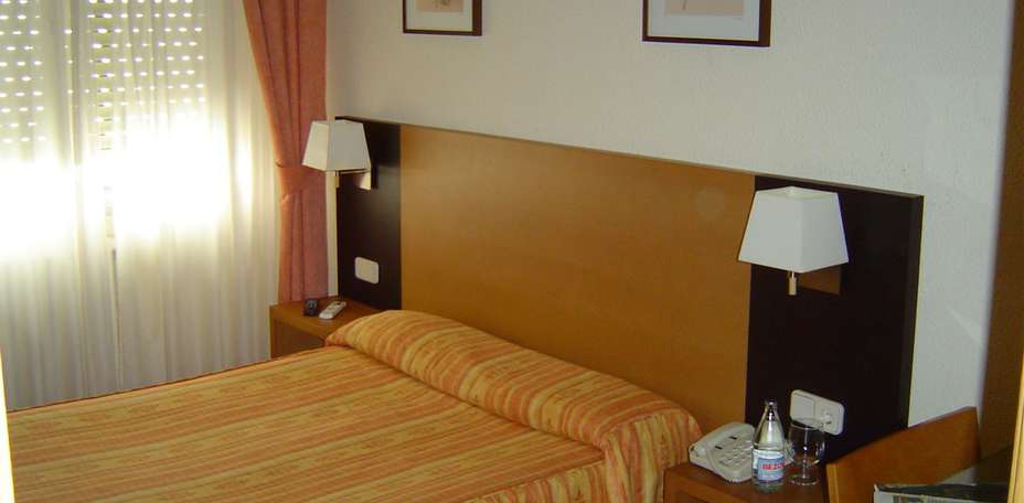 Hostal Laris - 