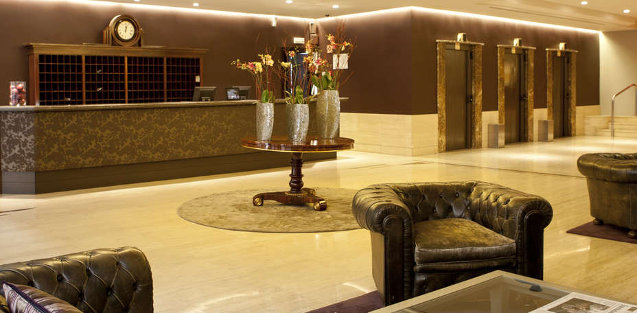 Gallery Hotel - 
