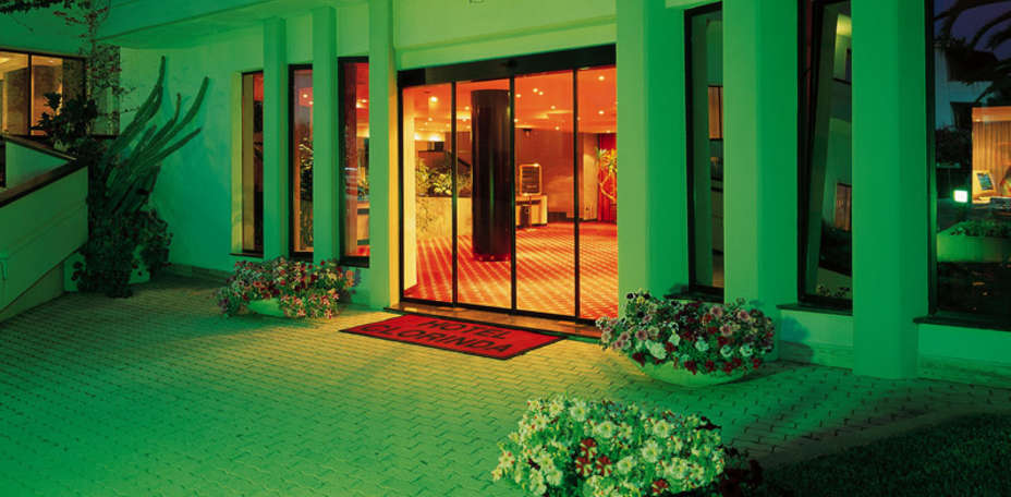 Hotel Clorinda - Façade
