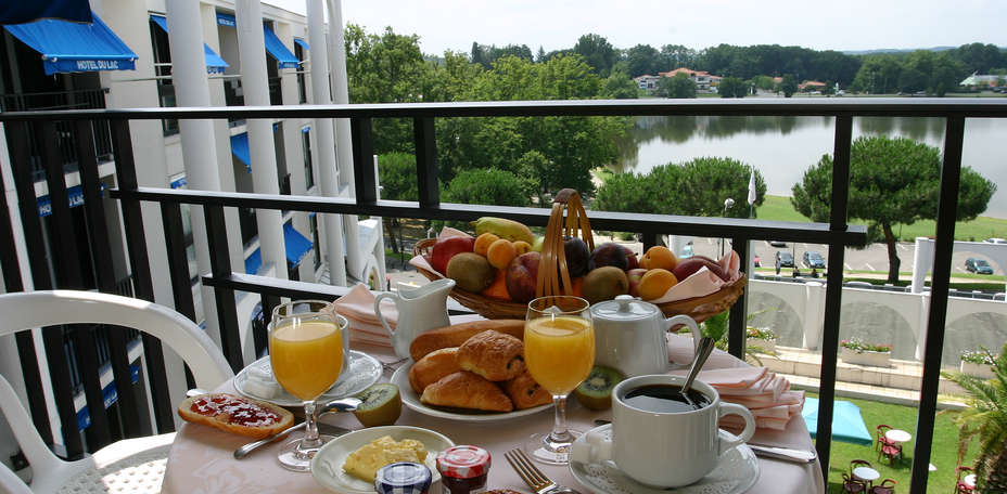Hôtel du Lac - 
