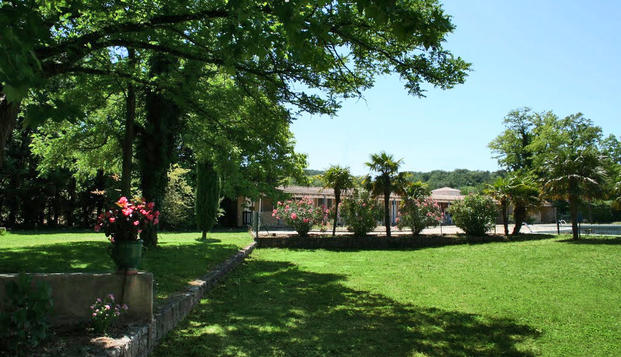 hotel Hôtel Les OliviersLoriol sur Drôme (26)