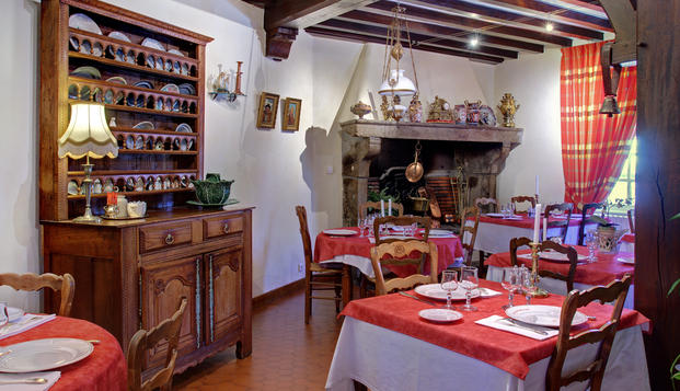 hotel Hôtel le Relais d'AuvergneSaint Gervais D'Auvergne (63)