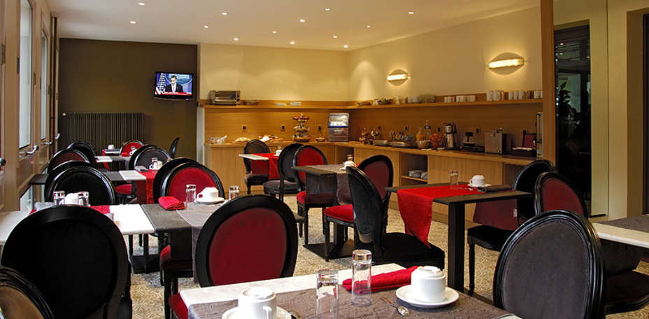 Hôtel de la Tour Maje - Salle de petit d&eacute;jeuner