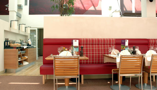 hotel Best Western Castel de Pont a LesseDinant