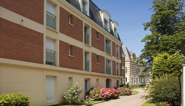 hotel La Closerie Côté CasinoCabourg (14)