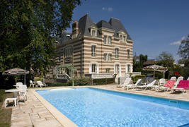 La Closerie Côté Casino - Piscine extérieure chauffée