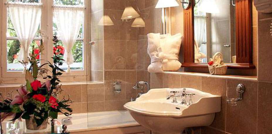 Château des Comtes de Challes - Salle de bain