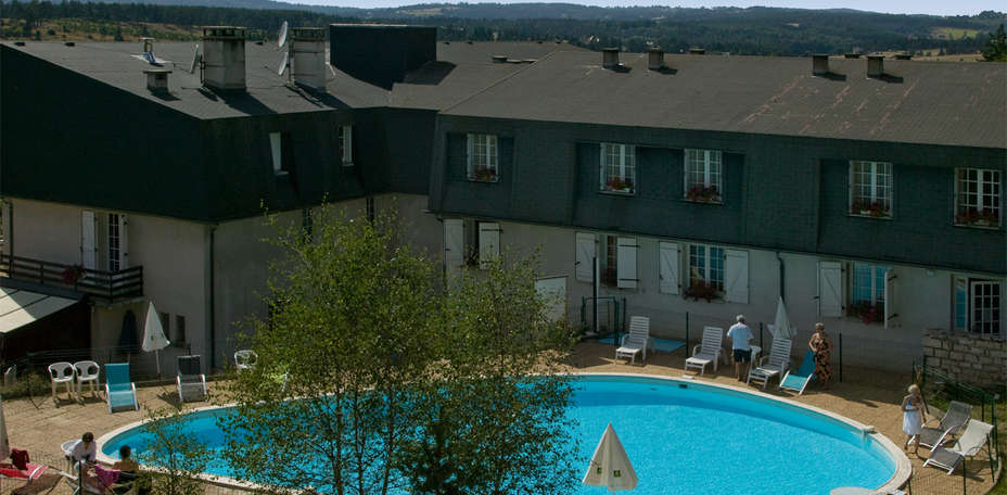 Chez Camillou - Piscine ext&eacute;rieure