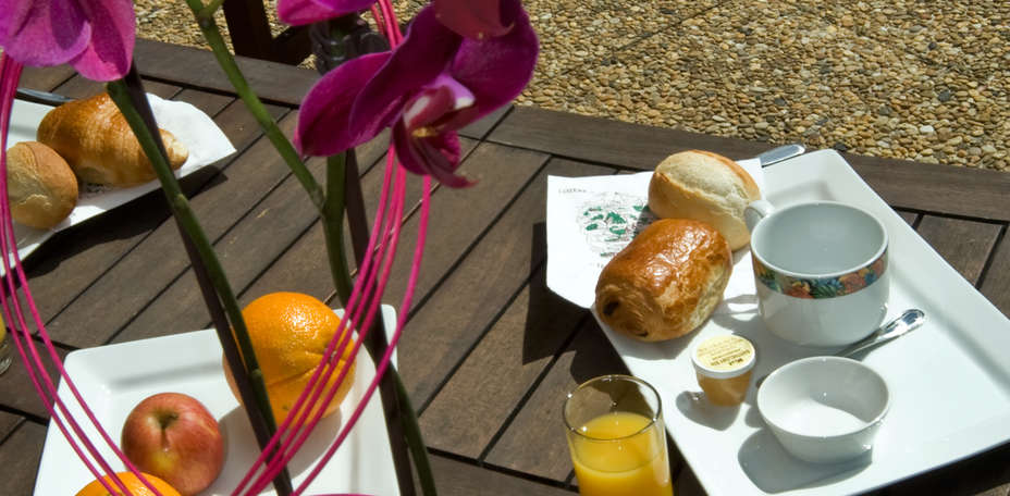 Chez Camillou - Salle de petit d&eacute;jeuner