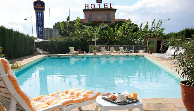 hotel Les Vignes BlanchesBeaucaire (30)