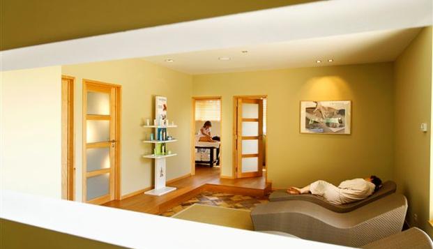hotel Hôtel des Bains & WellnessRobertville