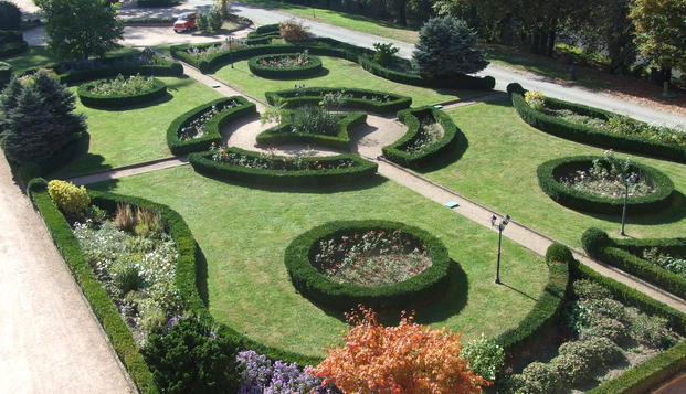 hotel Château de Maulmont  Saint Priest Bramefant (63)