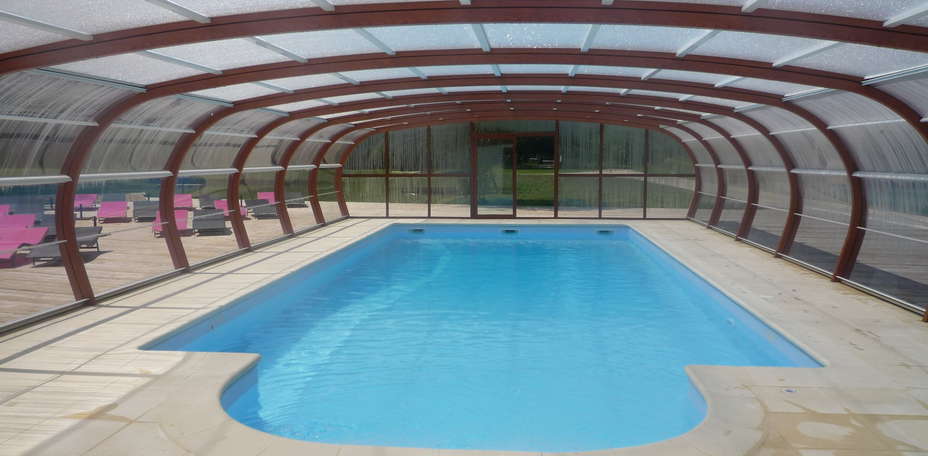 Roulottes et Cabanes de la Champagne - Piscine int&eacute;rieure
