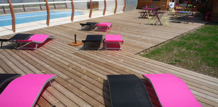 Roulottes et Cabanes de la Champagne - Piscine int&eacute;rieure
