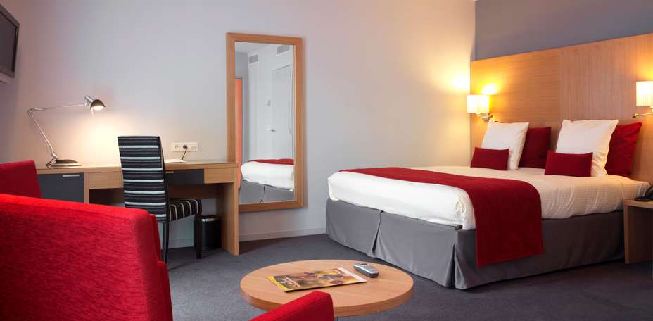 Hotel Husa de la Couronne - 