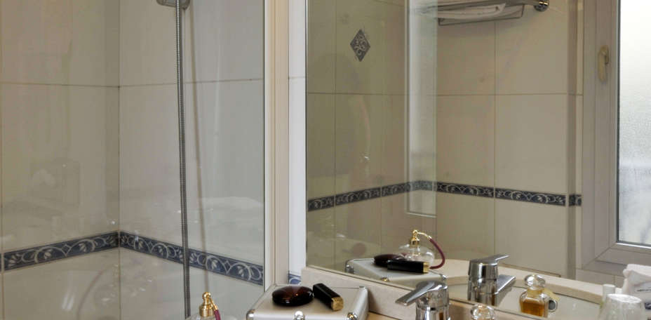 Best Western Hôtel Montcalm - Salle de bain standard
