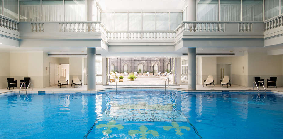 Trianon Palace Versailles - Piscine intérieure