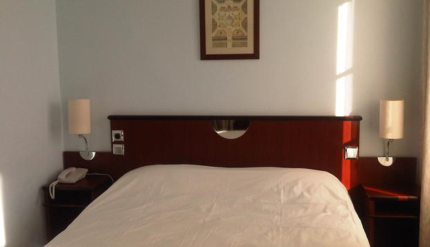hotel Hôtel Mona LisaNéris les Bains (03)