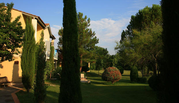 hotel Domaine de la Petite IsleL'Isle sur la Sorgue (84)