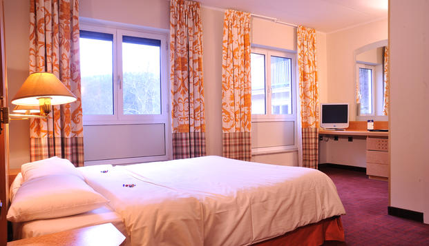 hotel Best Western Castel de Pont a LesseDinant