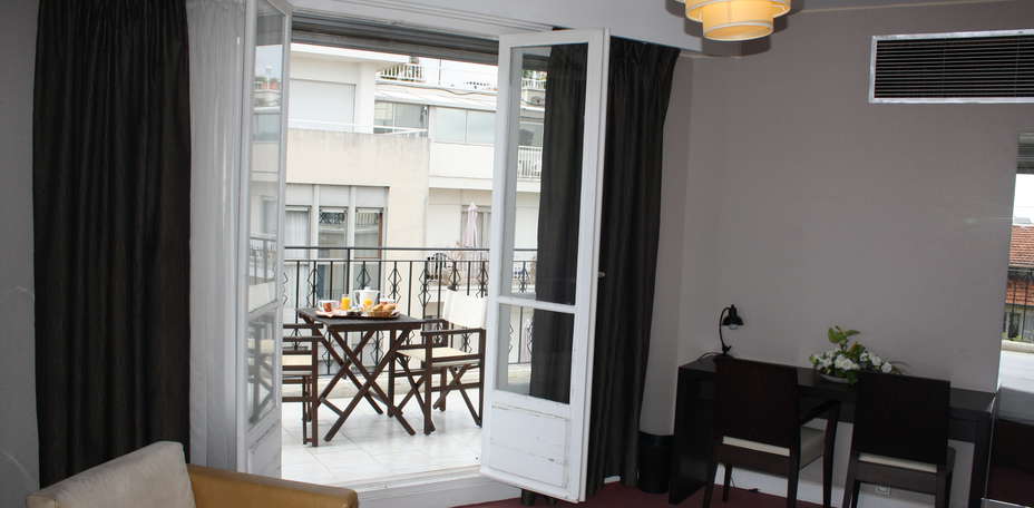 Quality Suites Nice La Malmaison - Chambre confort