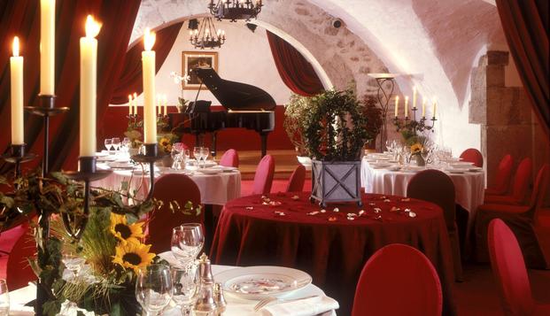 hotel Château de DivonneDivonne-les-bains (01)