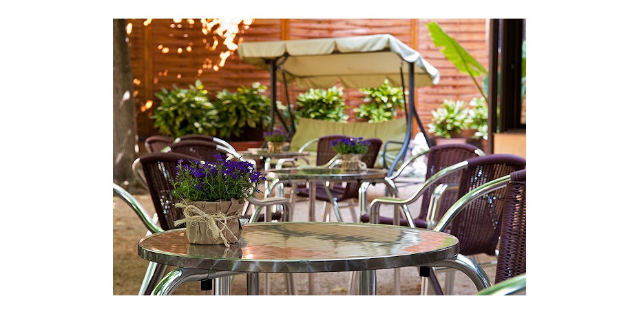 Hostal Fabrellas - Jardins, parc