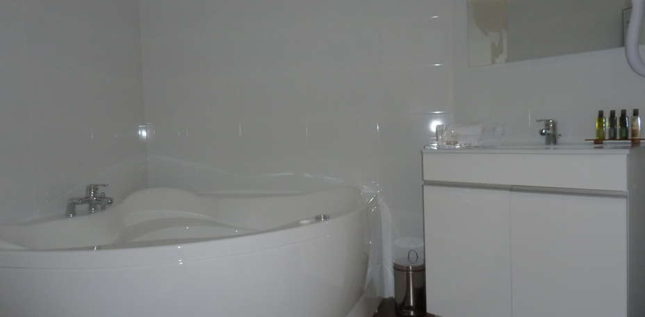 Best Western Hôtel Les Domes - 