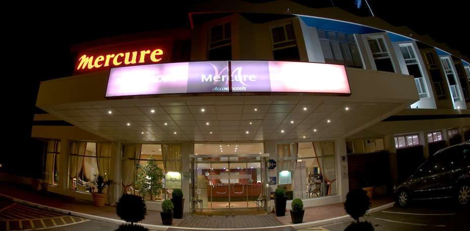 Hôtel Mercure Pont de Loire - Fa&ccedil;ade