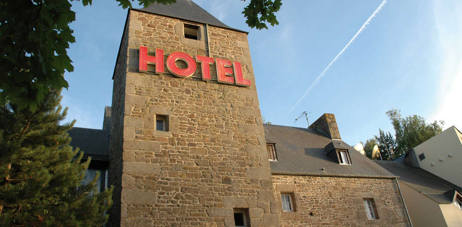 Hôtel Restaurant Le Saint Aubert - 