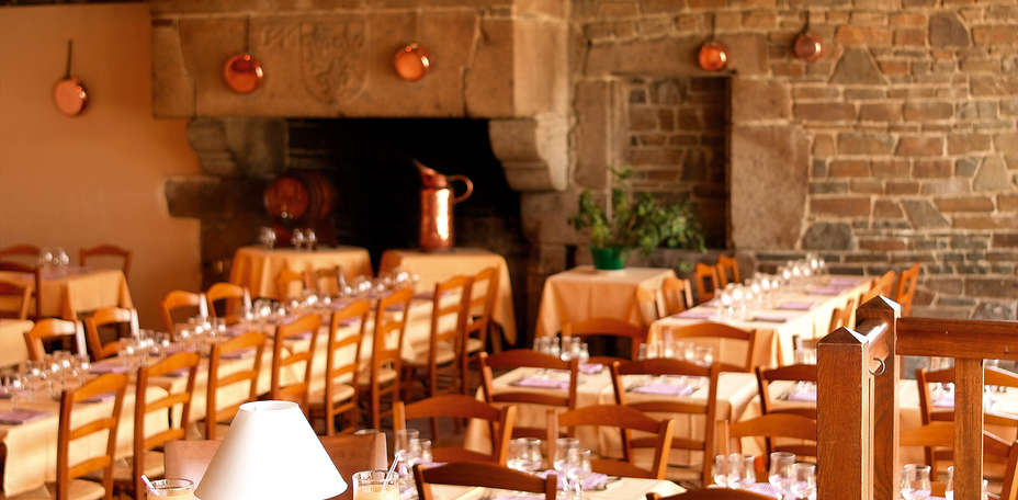 Hôtel Restaurant Le Saint Aubert - 