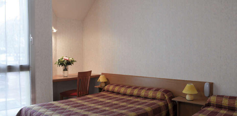 Hôtel Restaurant Le Saint Aubert - 