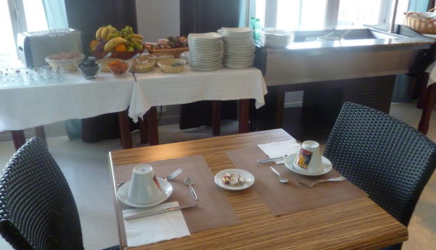 hotel Hôtel les Roches RougesSaint Raphaël (83)