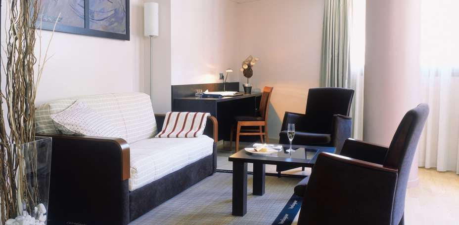 Art Hotel - 