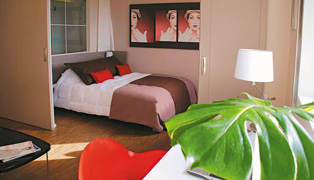 hotel Only SuitesRoissy en France
