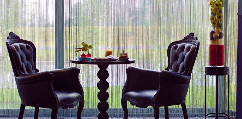 Only Suites - Salle de petit d&eacute;jeuner