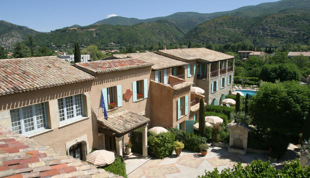 hotel La Bonne étapeChâteau Arnoux (04)