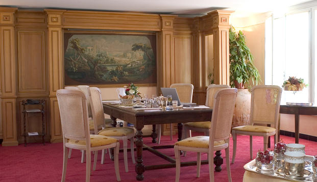 hotel La Bonne étapeChâteau Arnoux (04)