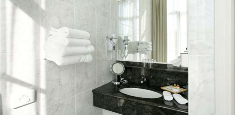 Best Western Premier Villa des Fleurs - Salle de bain