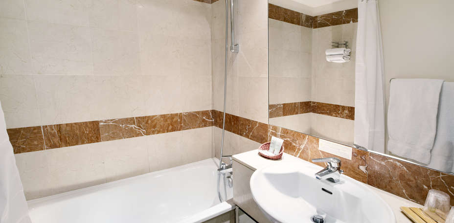 L'Atrium Hotel - 