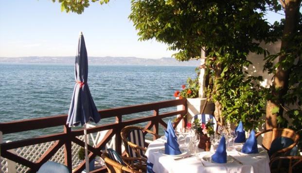 hotel Hôtel Les CygnesEvian les Bains (74)