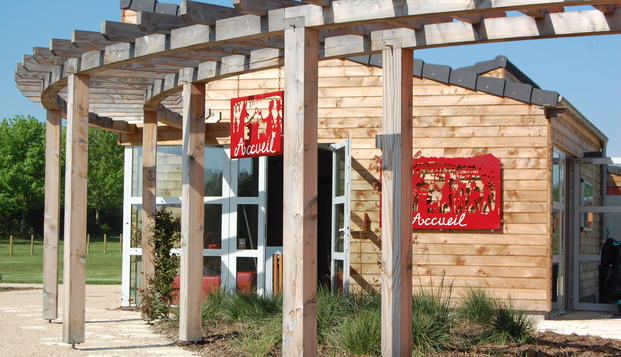 hotel Les Roulottes du BerryLignières