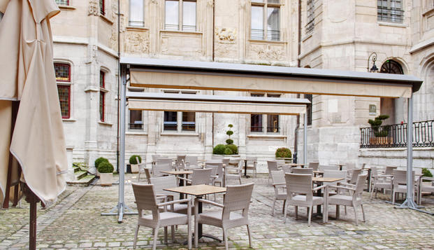 hotel Hôtel de BourgtherouldeRouen