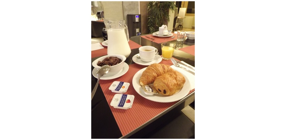 Hotel Floris Ustel Midi - 