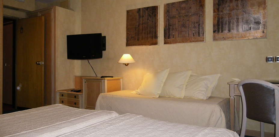 Hôtel Cathédrale - Strasbourg - Chambre standard