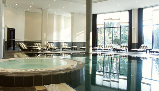 hotel Le Pavillon de La RotondeCharbonnières Les Bains (69)